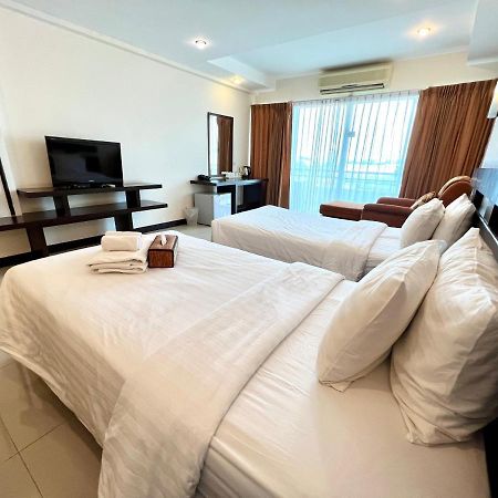 Hotel La Villa Khon Kaen Extérieur photo