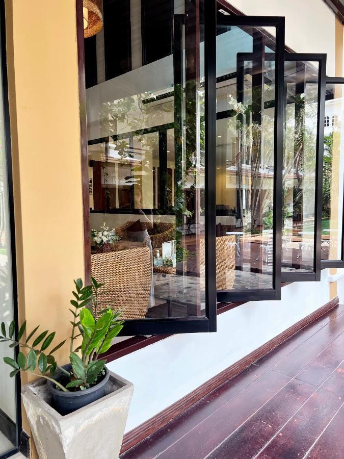 Hotel La Villa Khon Kaen Extérieur photo