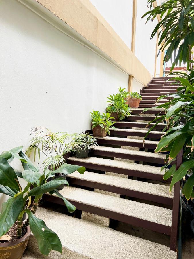 Hotel La Villa Khon Kaen Extérieur photo