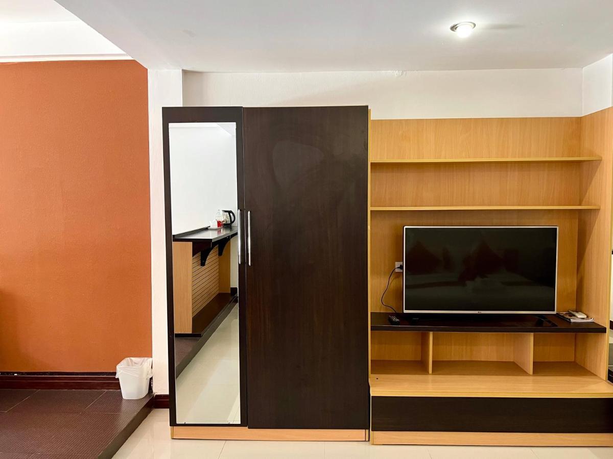 Hotel La Villa Khon Kaen Extérieur photo