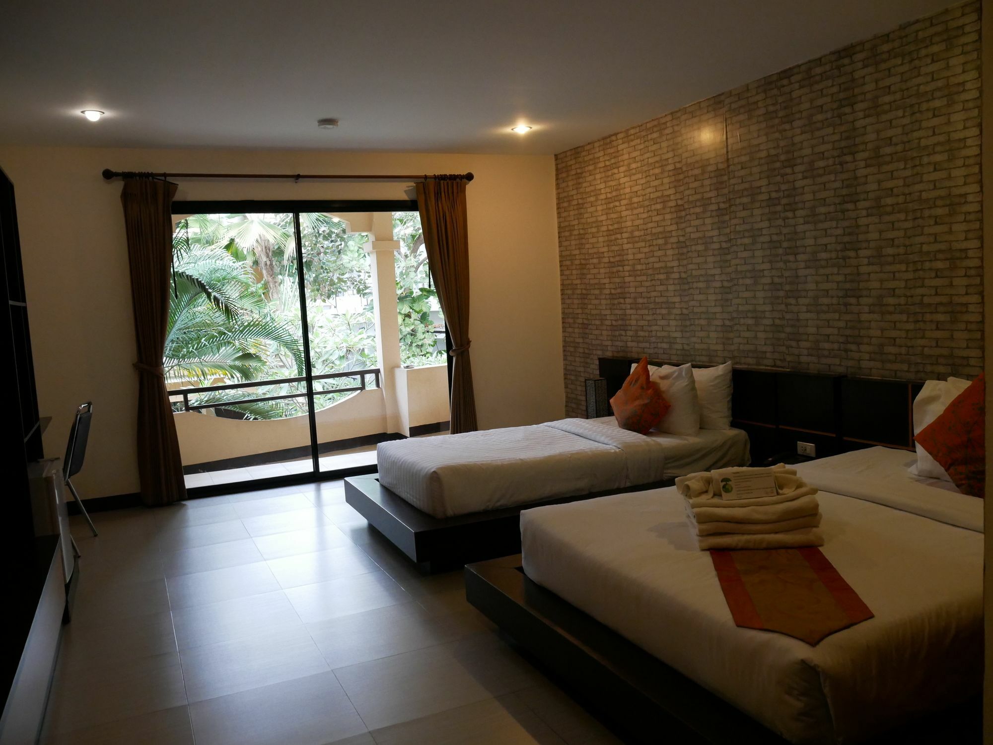Hotel La Villa Khon Kaen Extérieur photo