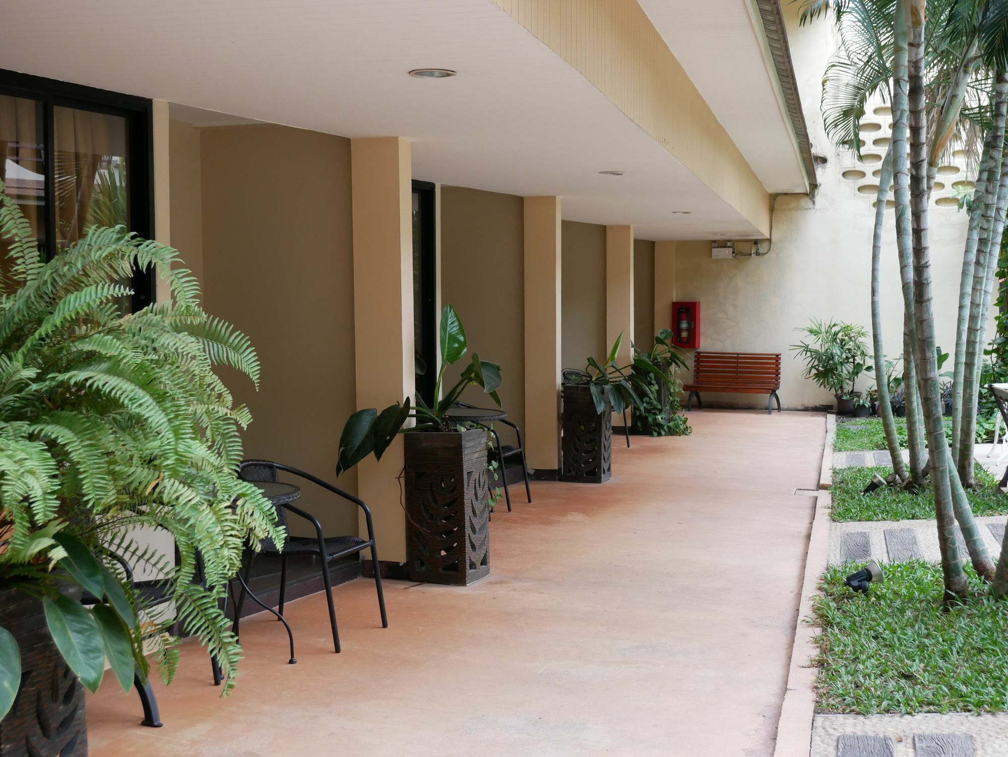Hotel La Villa Khon Kaen Extérieur photo